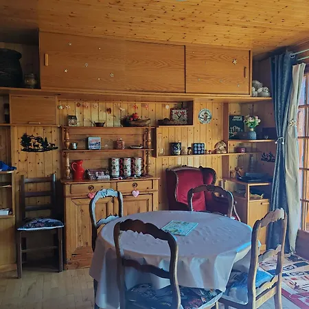 Chalet Vetetiste Laveissiere